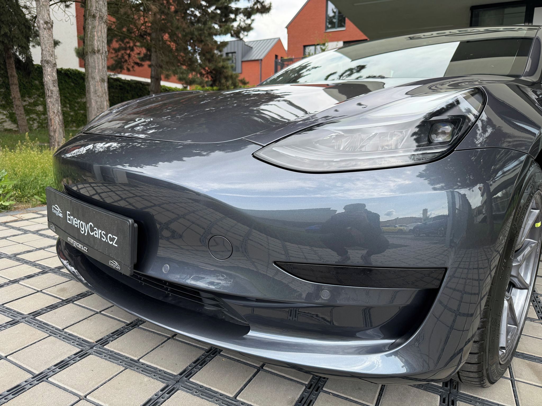 Tesla Model 3, Standart Range LFP Autopilot - fotka 5
