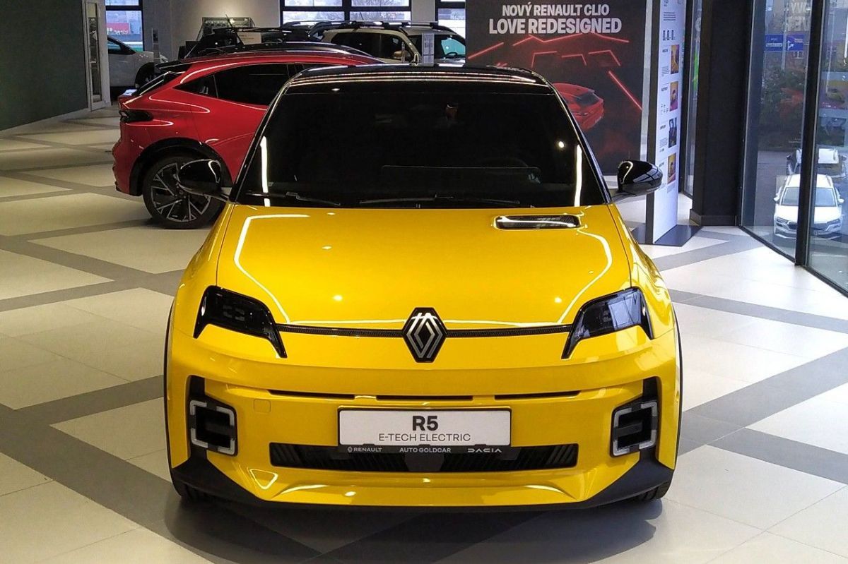 Renault R5, techno 150 k comfort range - fotka 3