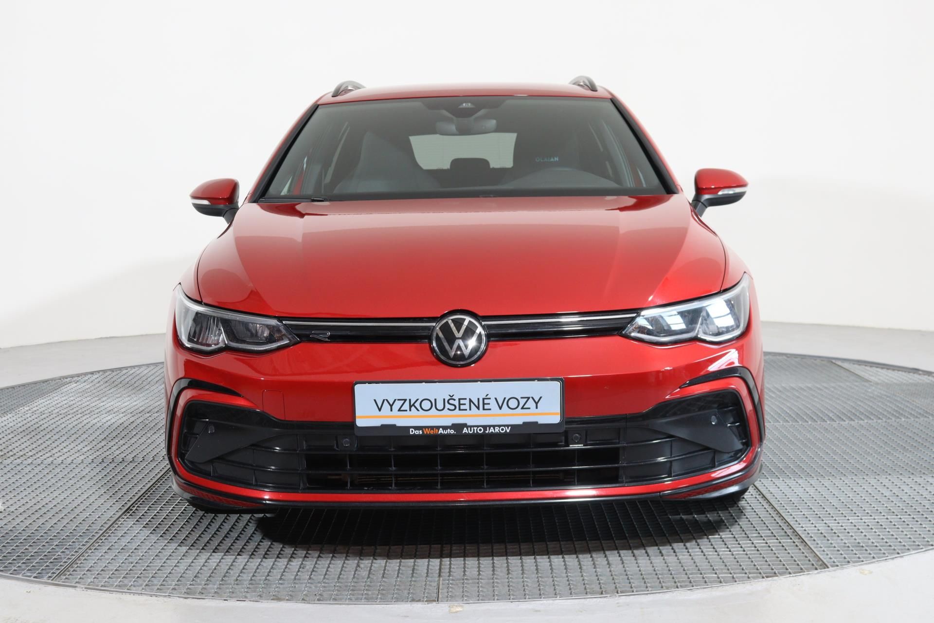 Volkswagen Golf Variant, R-Line 2,0 TDI 7DSG 110kW - fotka 4