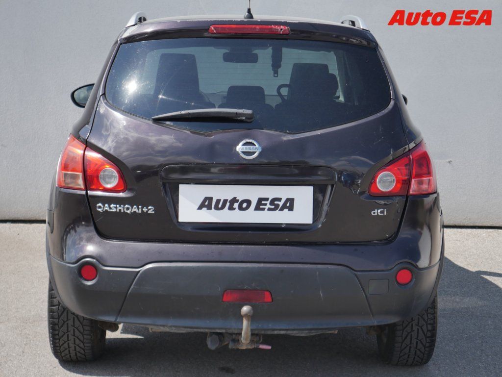 Nissan Qashqai, 2.0 DCI +2,ČR - fotka 5