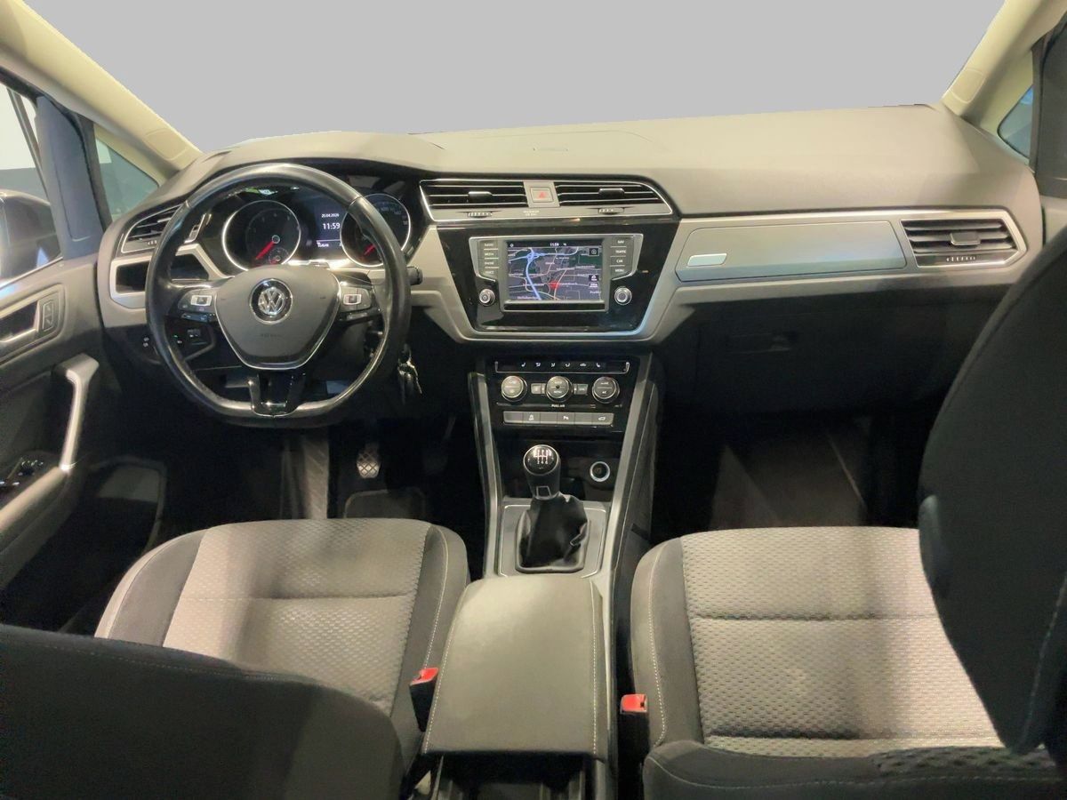 Volkswagen Touran, 1.4Tsi 110KW 7-MÍST BUFÍKtažné - fotka 2