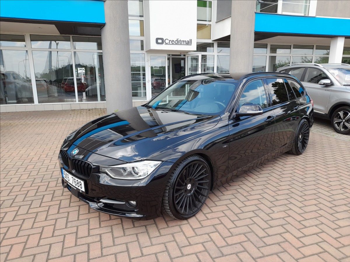 BMW Řada 3, 3,0 330D xDrive, AT - fotka 3