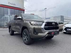 Toyota Hilux, 2.8D 6AT Active