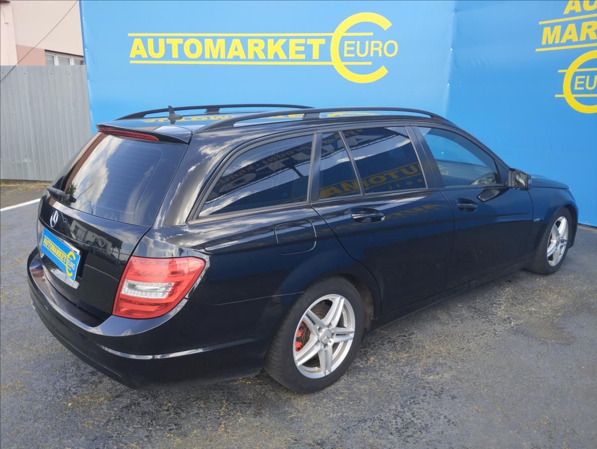 Mercedes-Benz Třídy C, 2,1 2.2 CDi 150KW - fotka 6