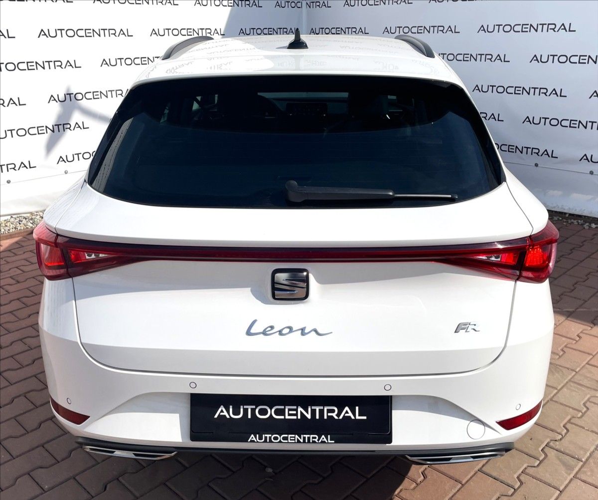 Seat Leon, 2,0 TDi,FR,110kW,DSG,1.maj.,ČR - fotka 5