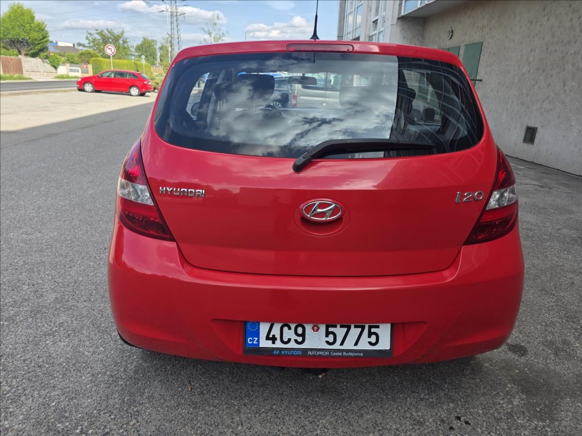 Hyundai i20, 1,3 1.3i KLIMA 1.MAJITEL NOVÉ - fotka 5
