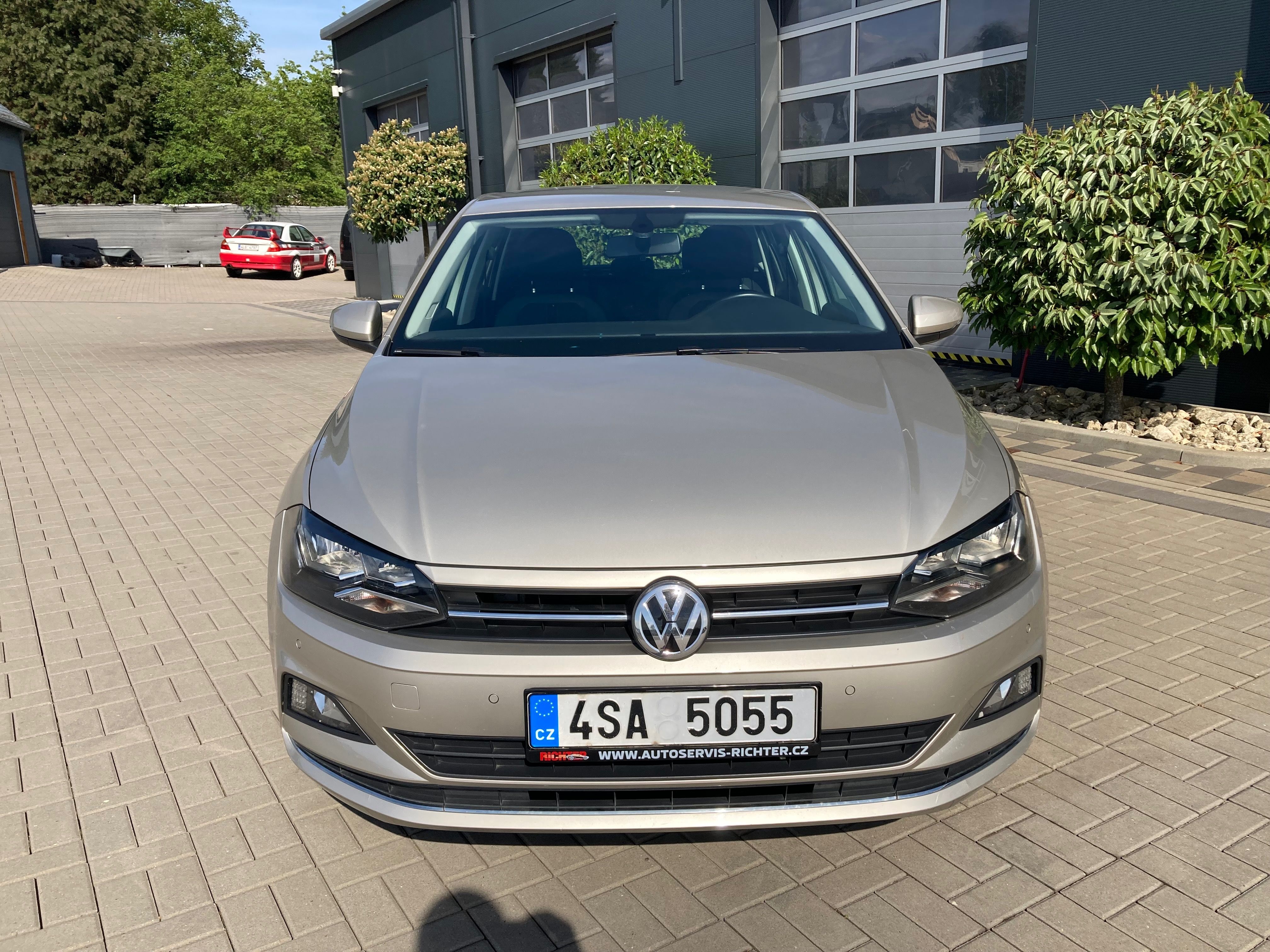 Volkswagen Polo, 1.0 TSI Highline - původ ČR - fotka 2