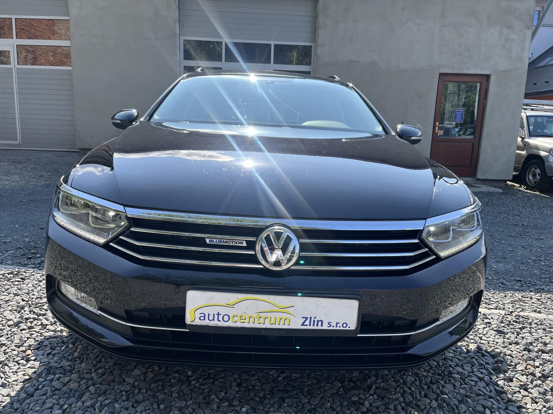 Volkswagen Passat, 2,0 TDi 110 Kw COMF.PANO.AKCE! - fotka 2