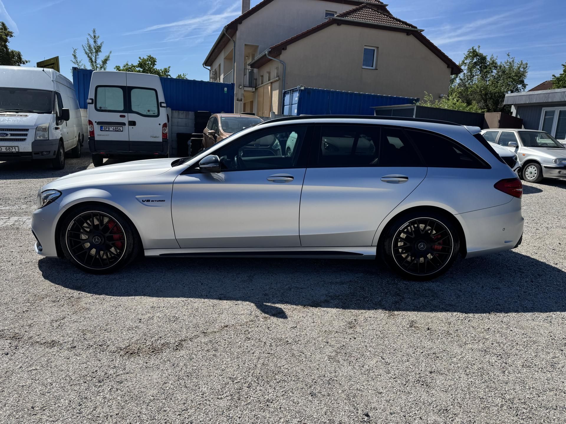 Mercedes-Benz Třídy C, C63S AMG V8 Biturbo Burmester - fotka 5