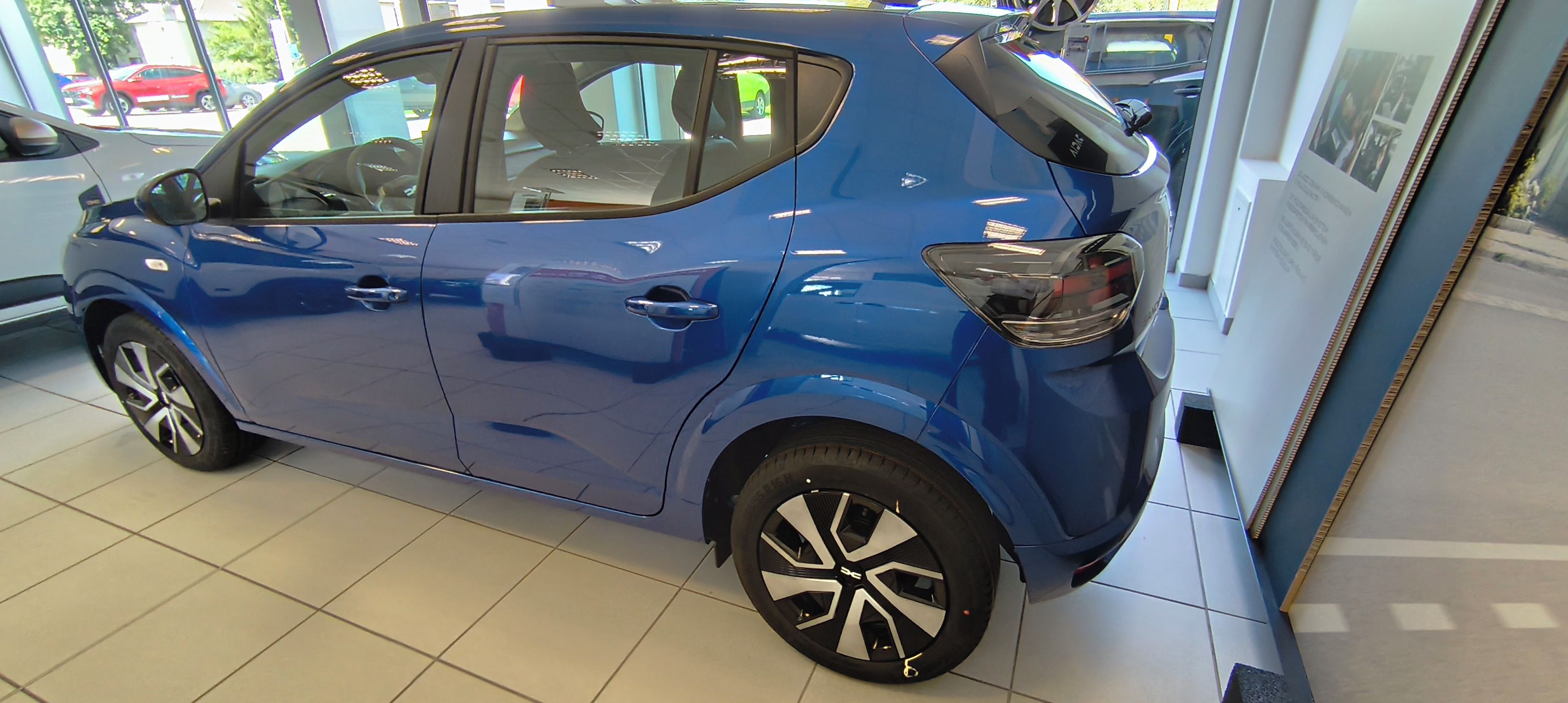 Dacia Sandero, Eco-G 120 - POBOČKA FRÝDEK-MÍS - fotka 3
