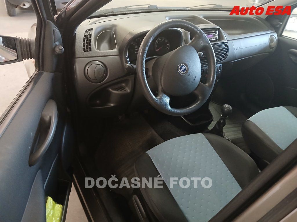 Fiat Punto, 1.2i - fotka 3