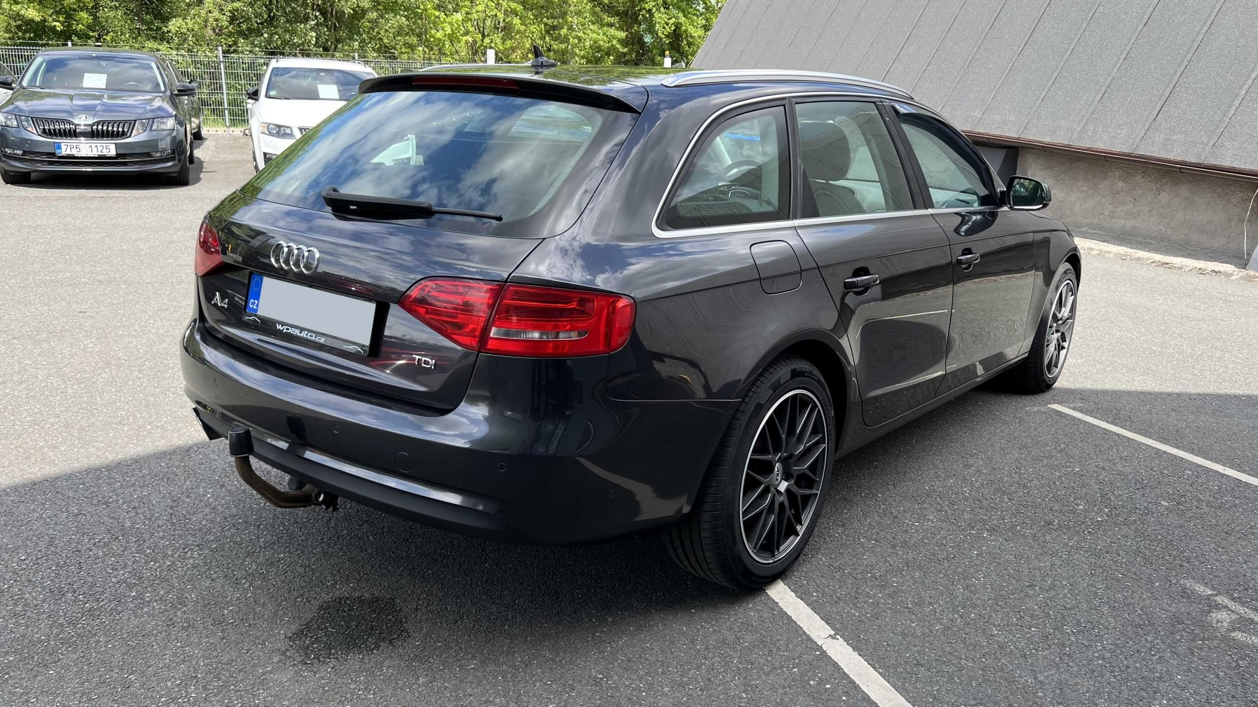 Audi A4 Avant, B8 2.0 TDi 110 kW PO ROZVODECH - fotka 4