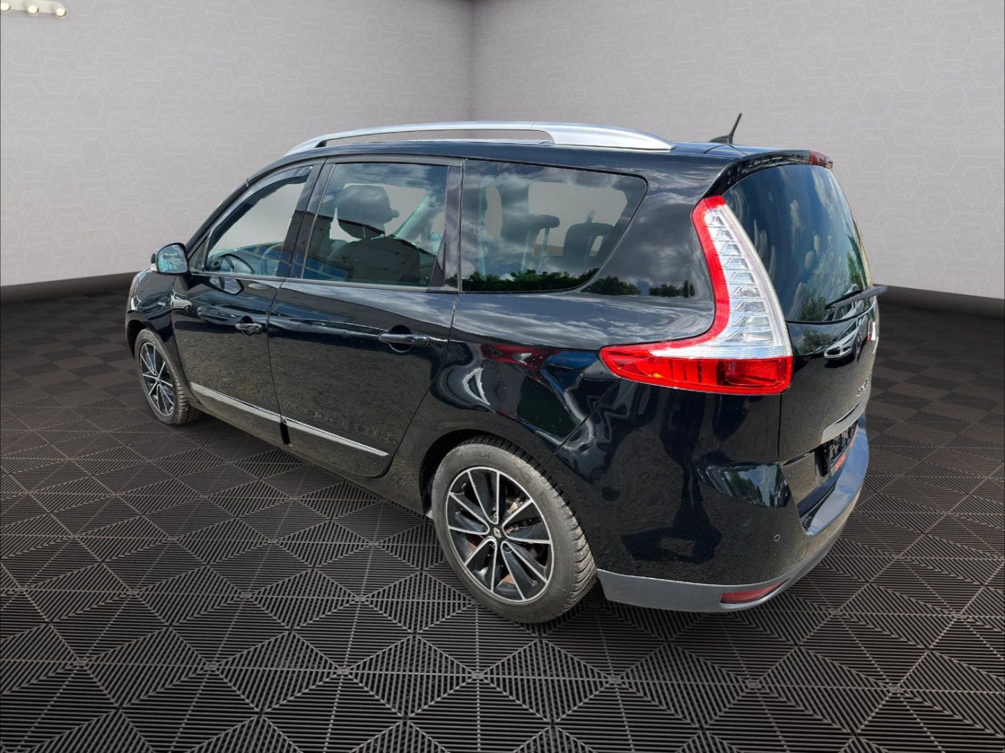 Renault Grand Scénic, 2.0Cdi 110kw Automat - fotka 5