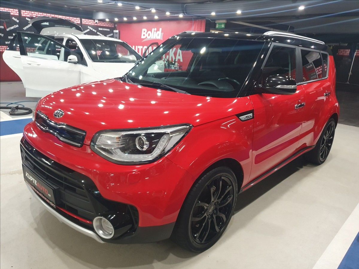 Kia Soul, 1,6 i Automat!  MAX VÝBAVA