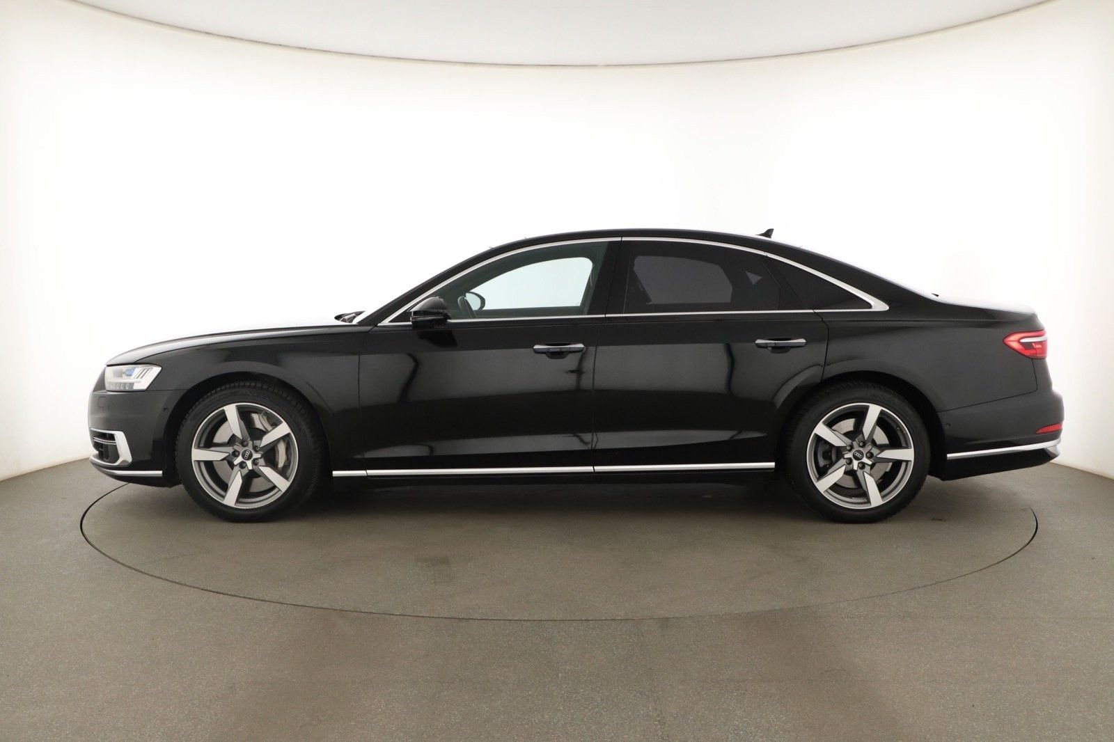 Audi A8, 60 TFSI, ČR, DPH, B&O, 360° - fotka 2