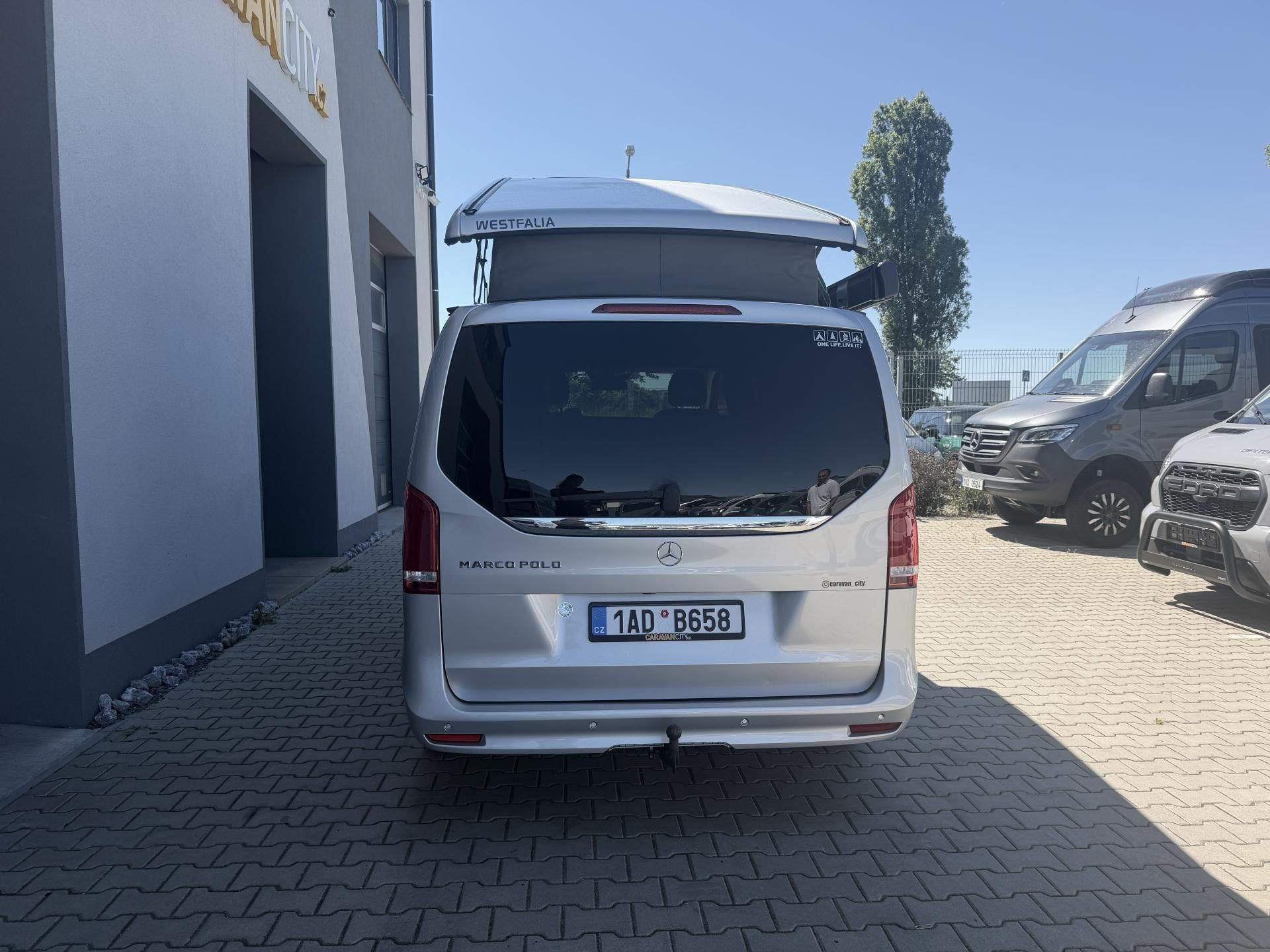 Mercedes-Benz Třídy V, Marco Polo - kuchyň, Plná v. - fotka 4