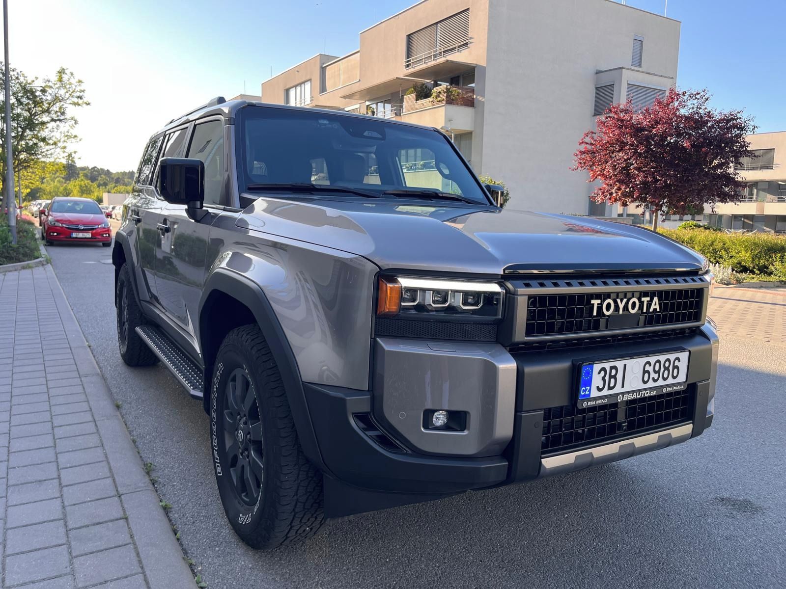 Toyota Land Cruiser, 250 2.8D 8AT INVINCIBLE - fotka 2