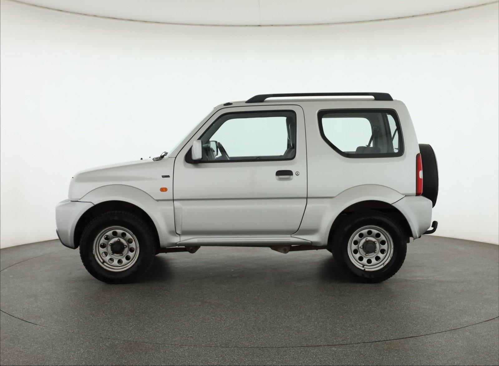 Suzuki Jimny, 1.3 16V, 4X4 - fotka 3