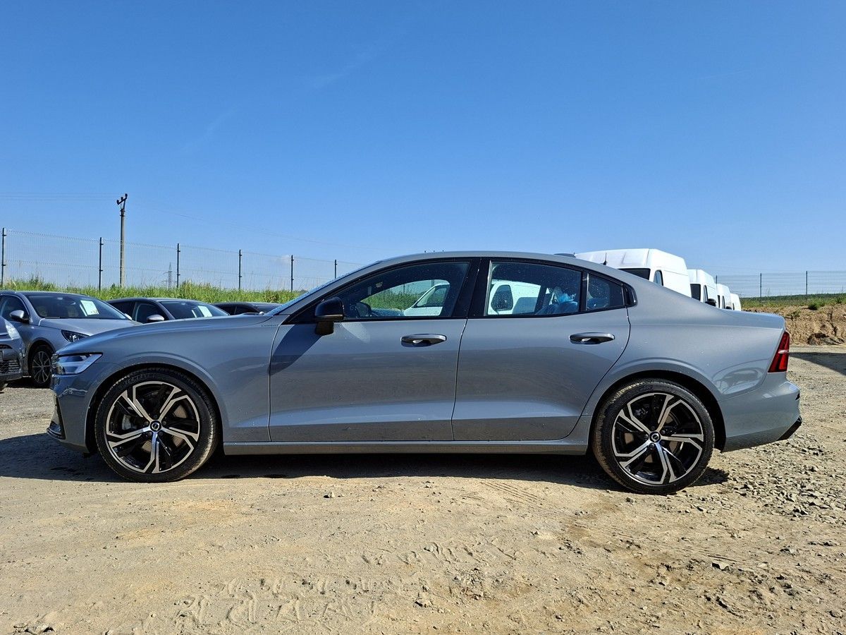 Volvo S60, B5 AWD PLUS 1.MAJ! - fotka 4