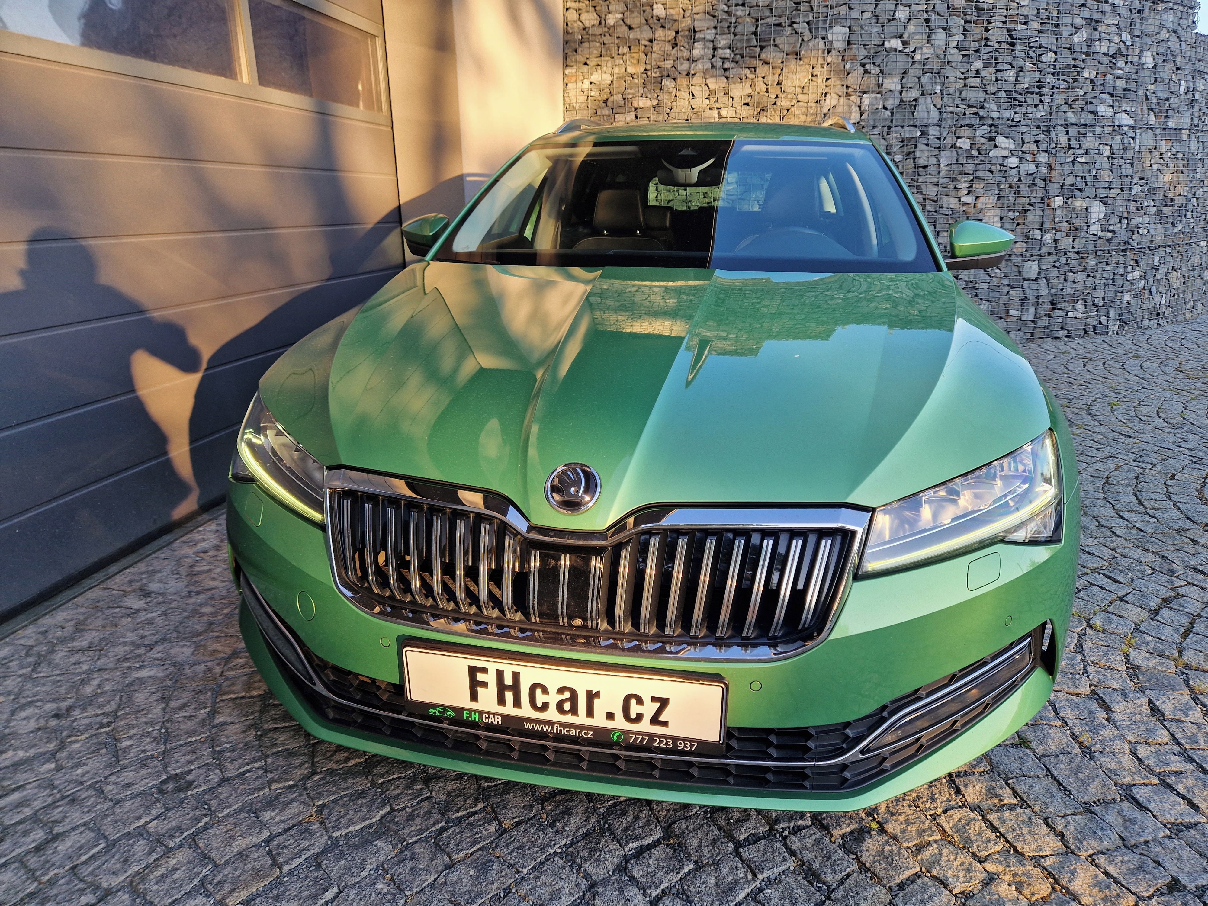 Škoda Superb, 1,5 TSI, DSG, Style Plus - fotka 3