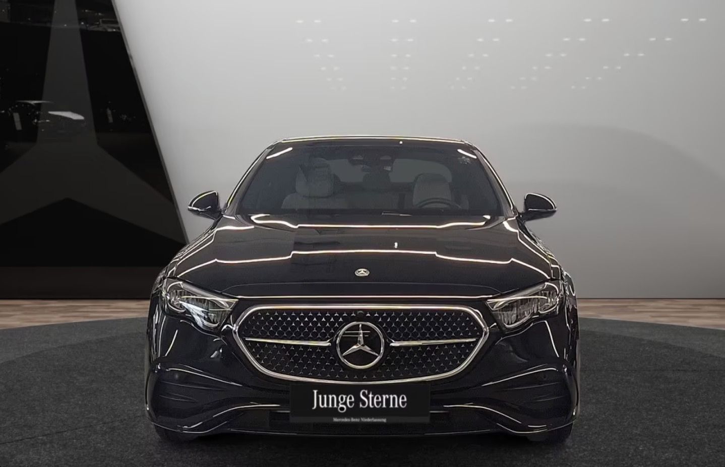 Mercedes-Benz Třídy E, E300de 4M AMG*Pano*Superscreen