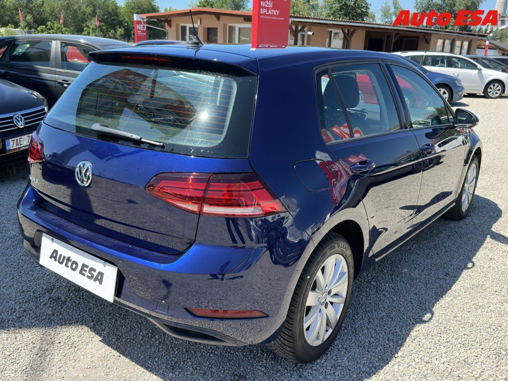 Volkswagen Golf, 1.6 TDi - fotka 4