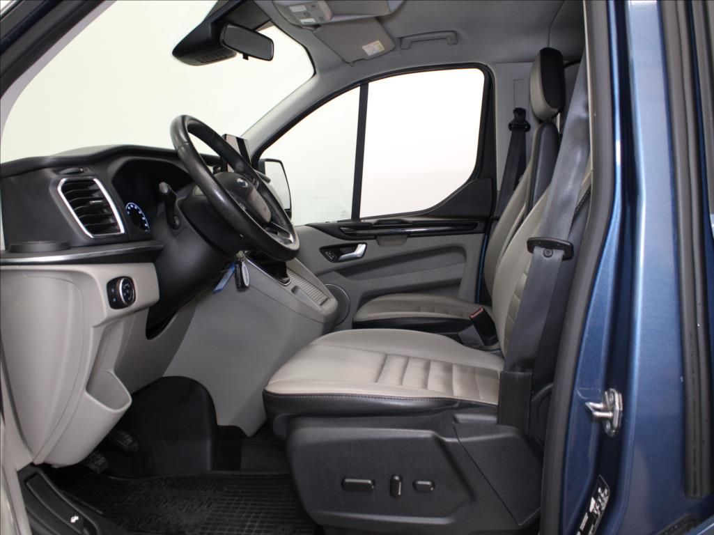 Ford Tourneo Custom, 2,0 TDCi Titanum X 8-míst ČR - fotka 5