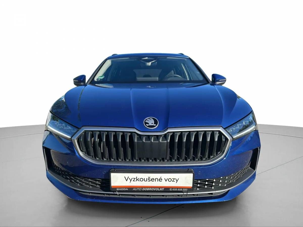 Škoda Superb, Combi Selection 2,0TDI 110kW D - fotka 4