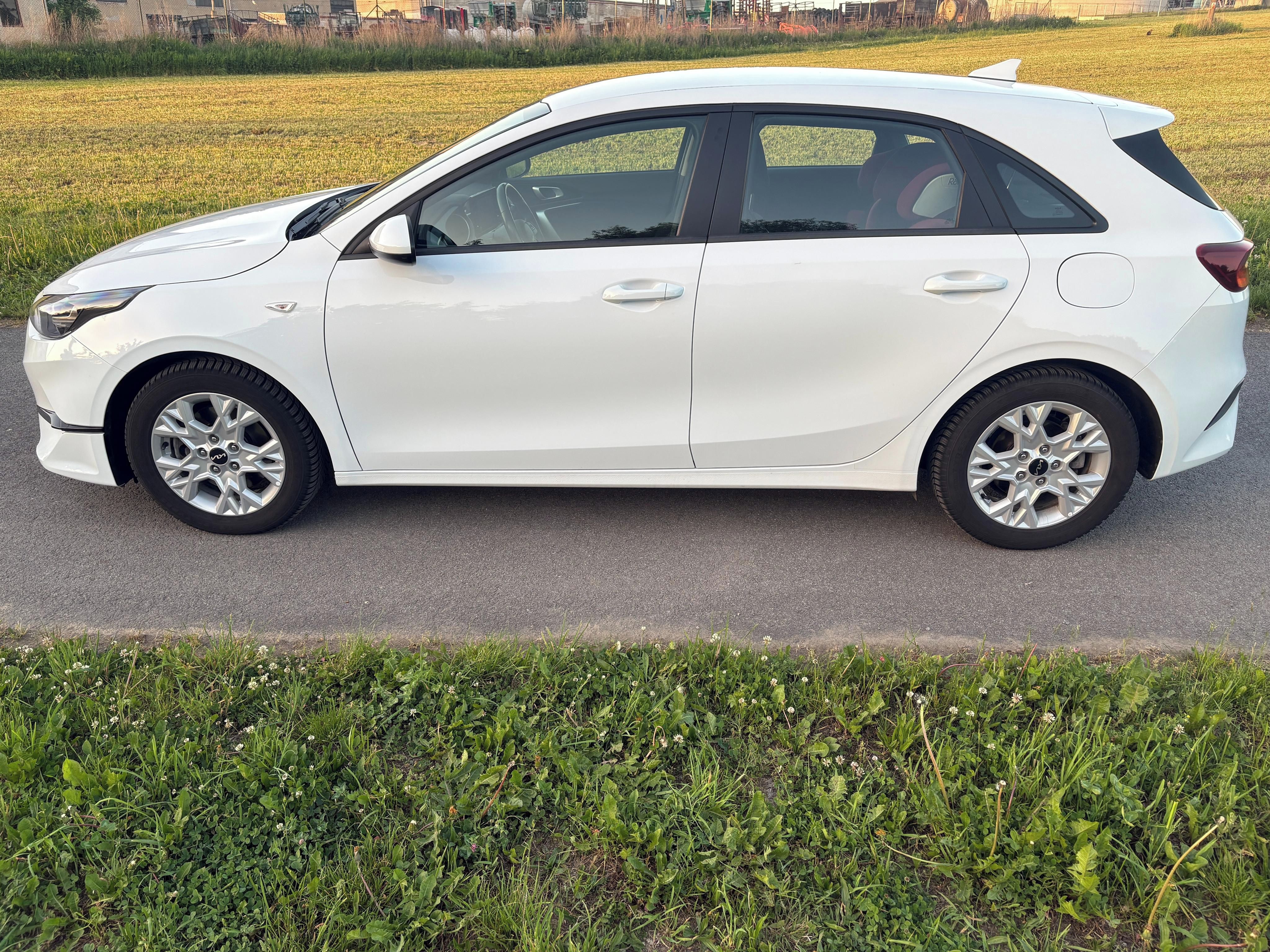 Kia Cee´d - fotka 2