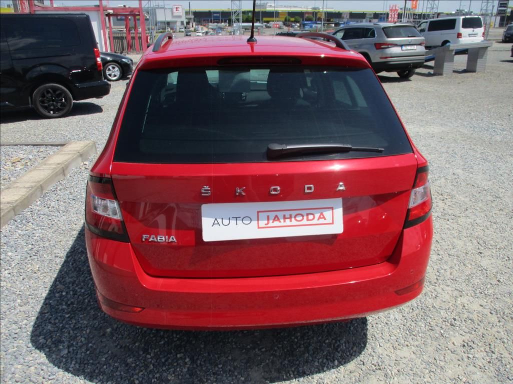 Škoda Fabia, 1,0 TSI, klima,servis,DPH,CZ, - fotka 6