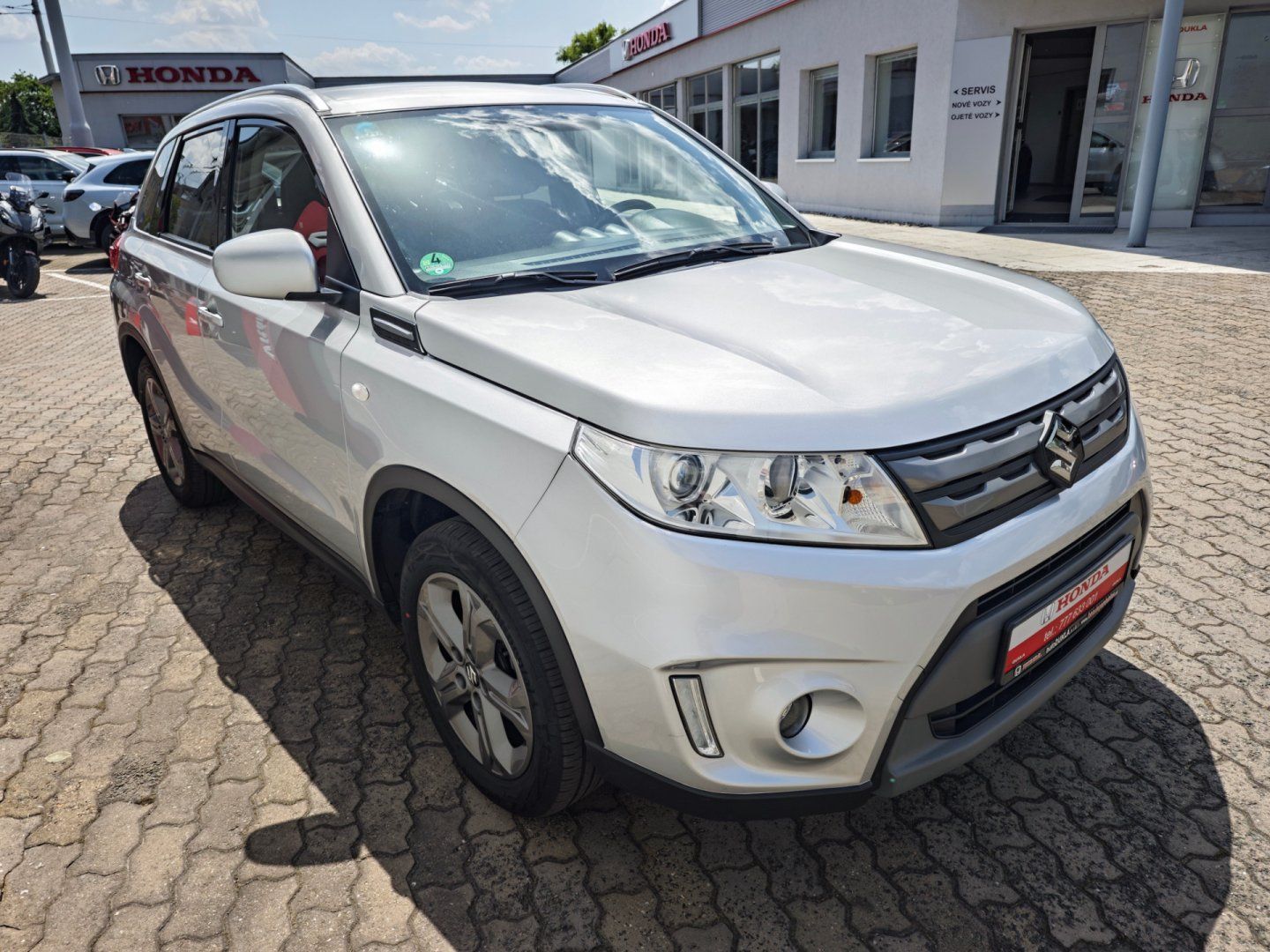 Suzuki Vitara, 1.6 VVT ALLGrip 4x4 Kamera - fotka 2