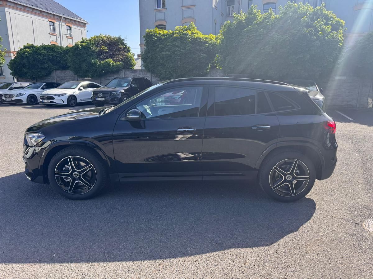 Mercedes-Benz GLA, 200 d 4MATIC - fotka 4