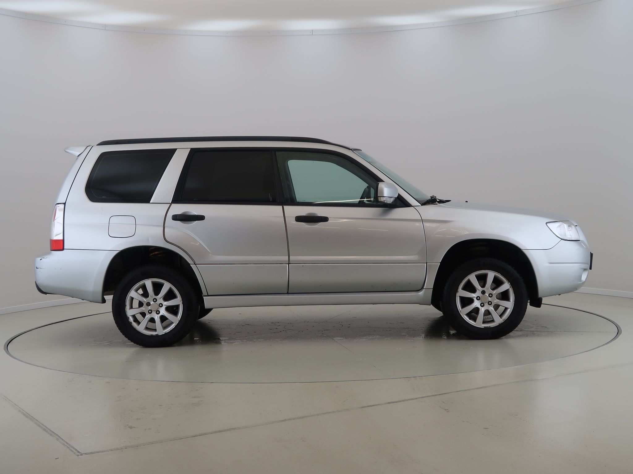 Subaru Forester, 2.0Boxer,116kW,CZ,AT,4x4 - fotka 4