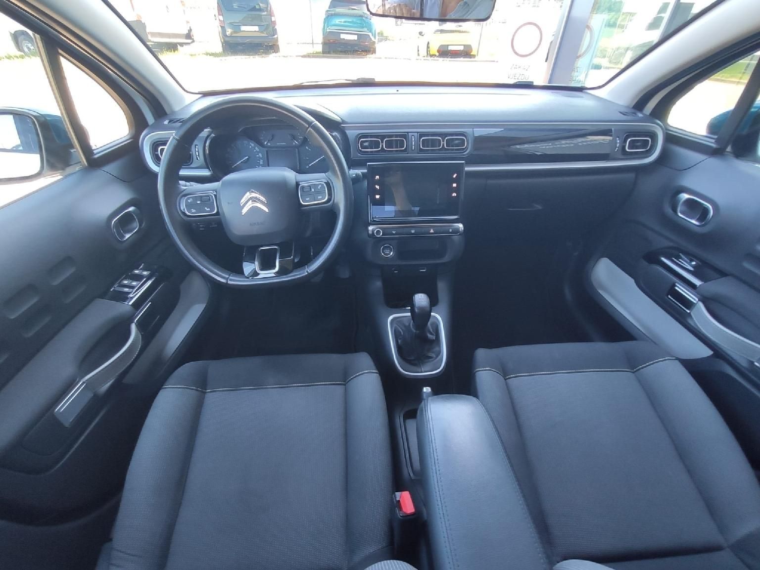 Citroën C3, SHINE 1.2 82k první majitel - fotka 2