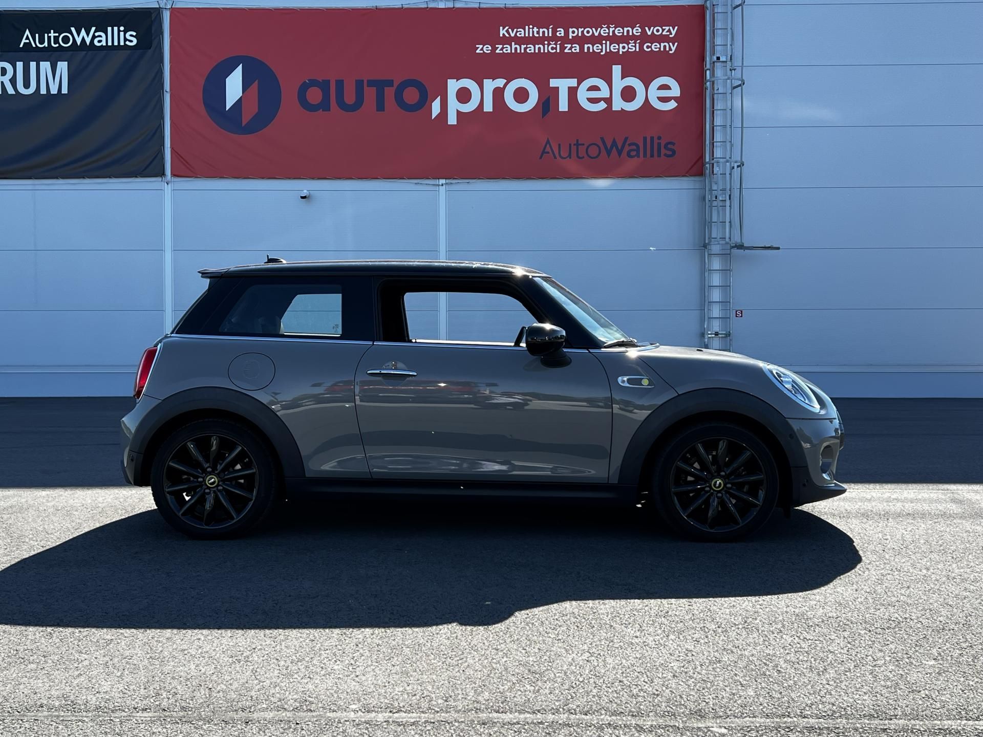 Mini Cooper, SE 135kW Kůže Head-up, LED - fotka 3