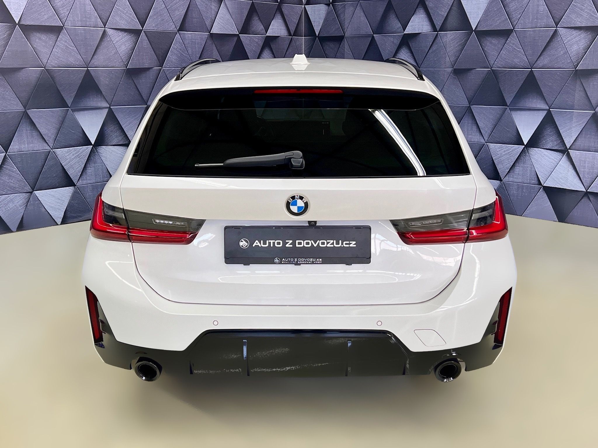 BMW Řada 3, 320d xDrive M-PAKET - fotka 6