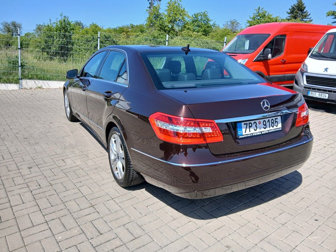 Mercedes-Benz Třídy E, 200 CDI Avantgarde - fotka 3