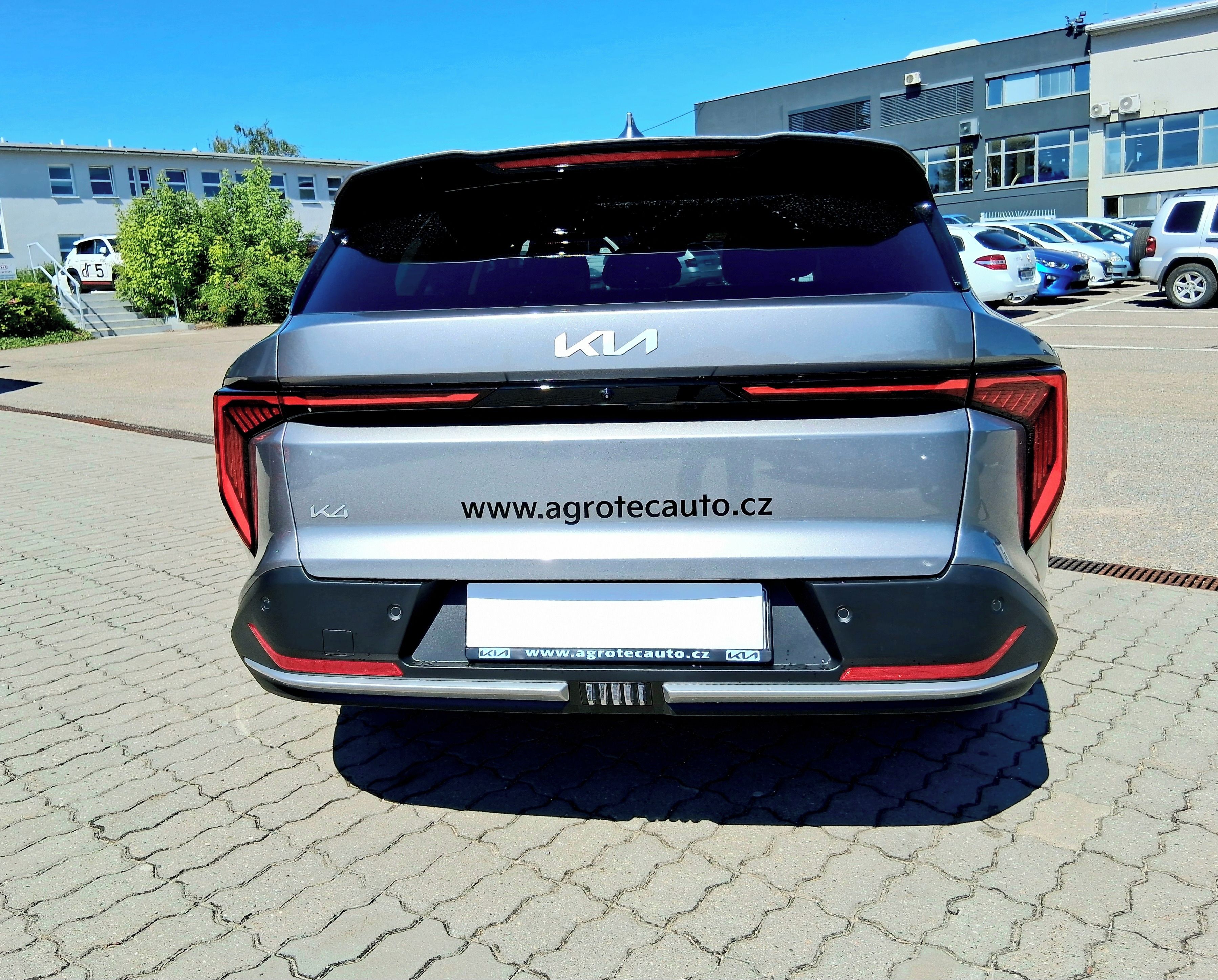 Kia K4, K4 SW 1,6 T-GDI 7DCT TOP - fotka 5
