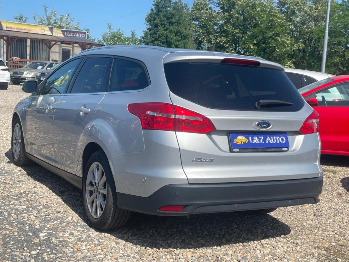 Ford Focus, 1,5 TDCi - fotka 6