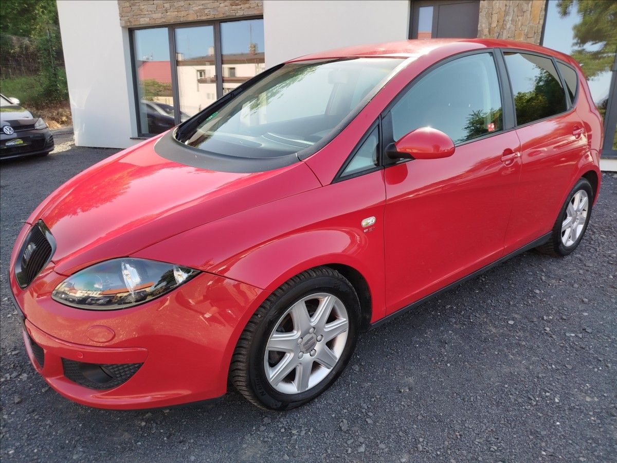 Seat Altea, 2,0 i 110kW, AUTOMAT - fotka 2