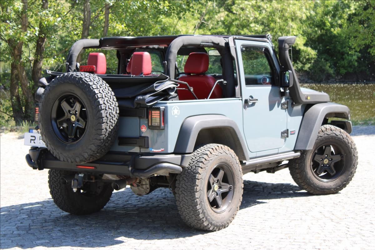 Jeep Wrangler, 2.8 CRD/10th-Anniversary/CZ - fotka 2