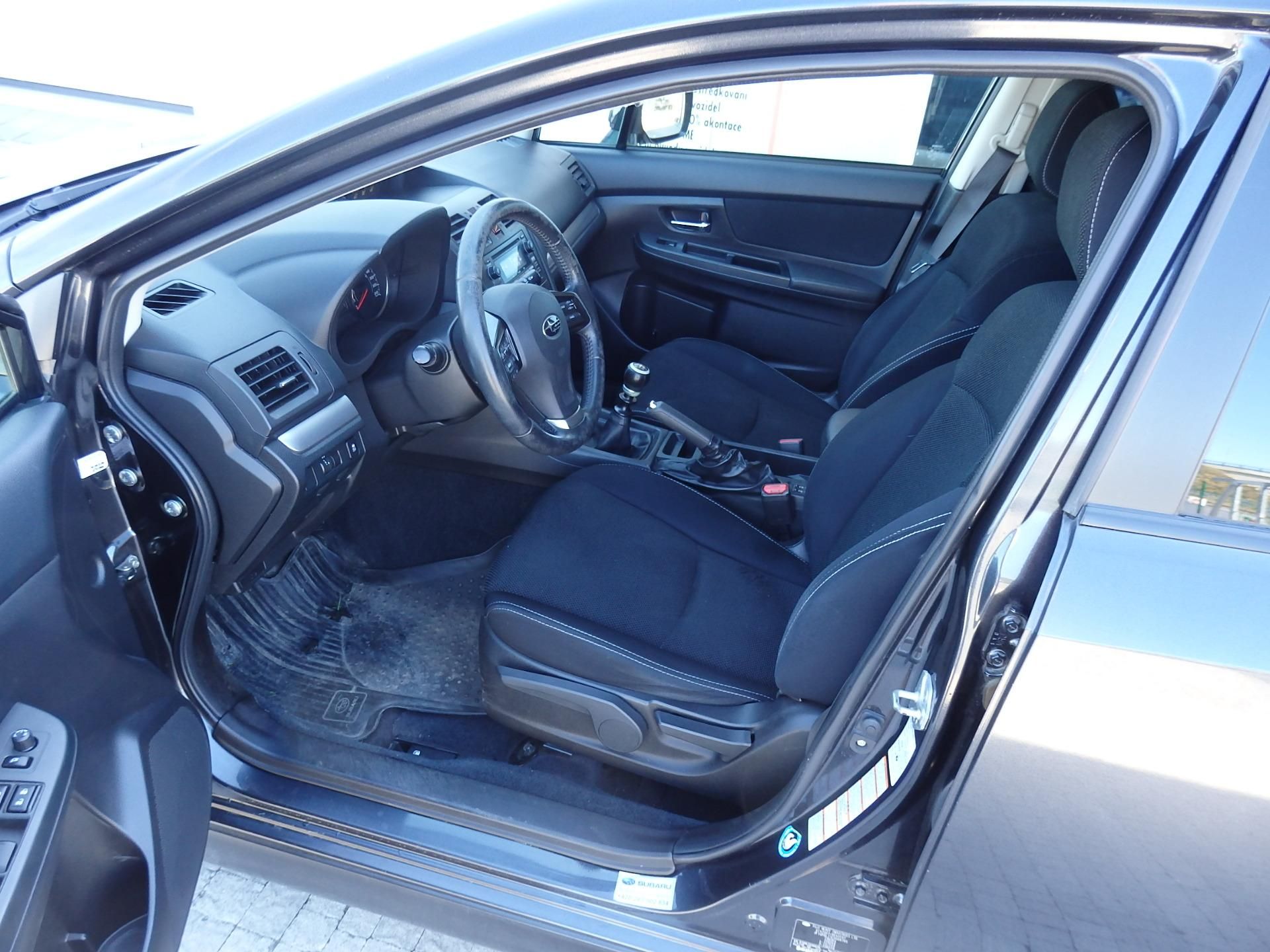 Subaru XV, 2,0 108kW KLIMA, 2. MAJITEL - fotka 6