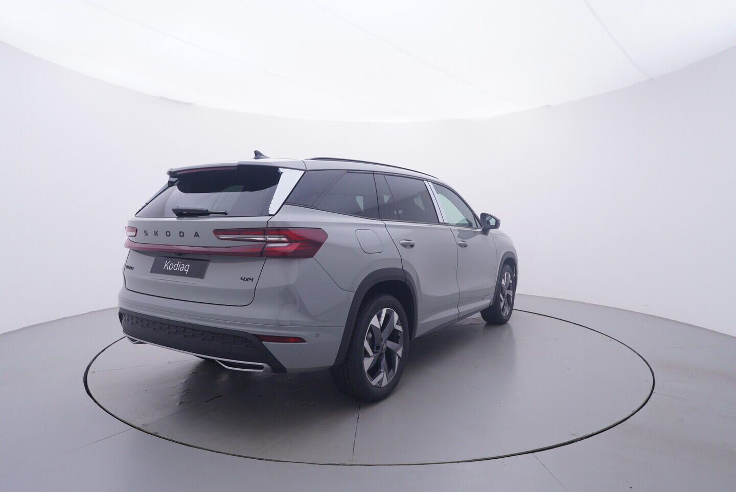 Škoda Kodiaq, Sportline 2.0 TDI 4x4 142 kW - fotka 5