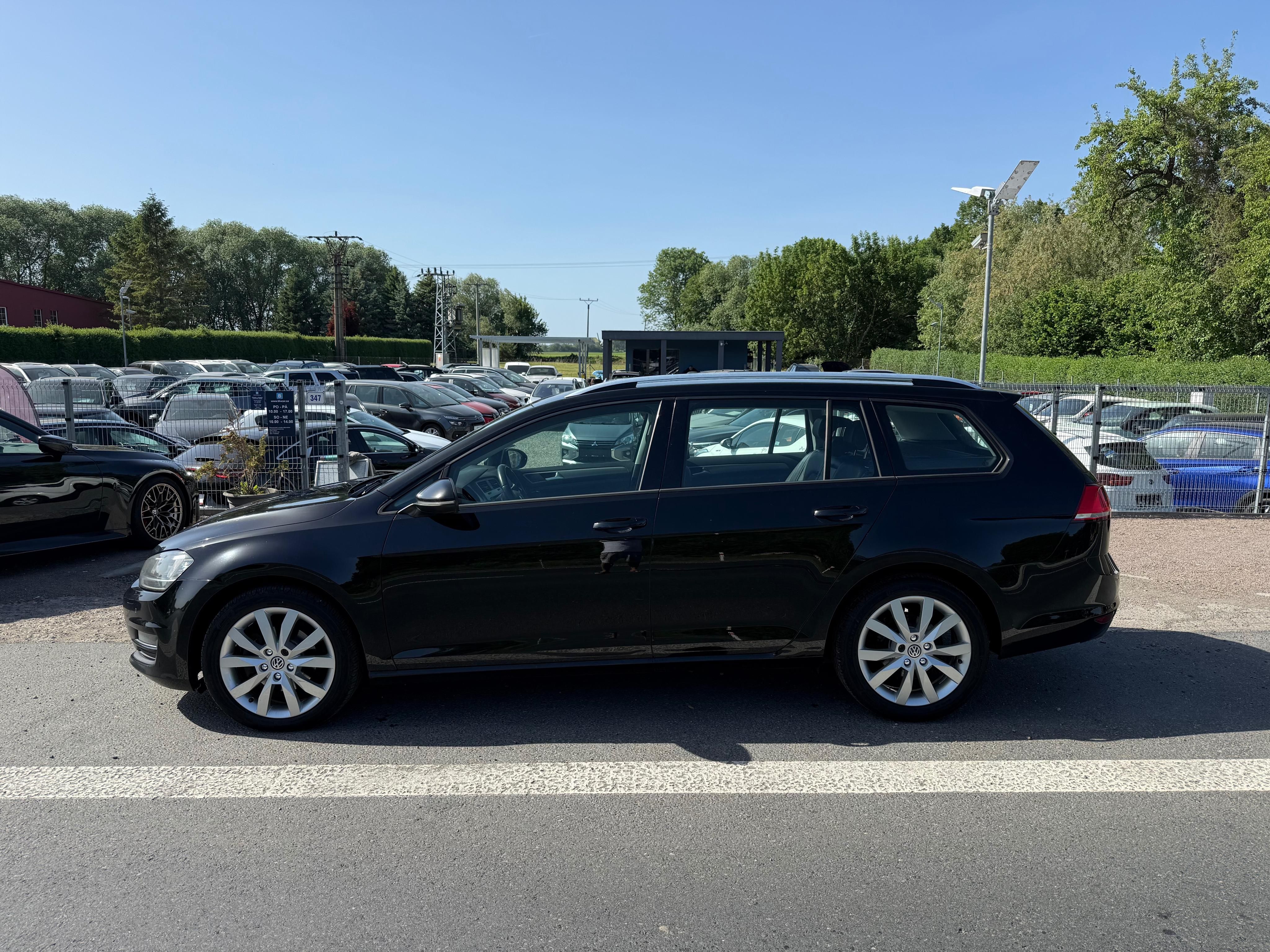 Volkswagen Golf, 1.6TDI 77kw ČR Kůže Led Výhřev - fotka 2