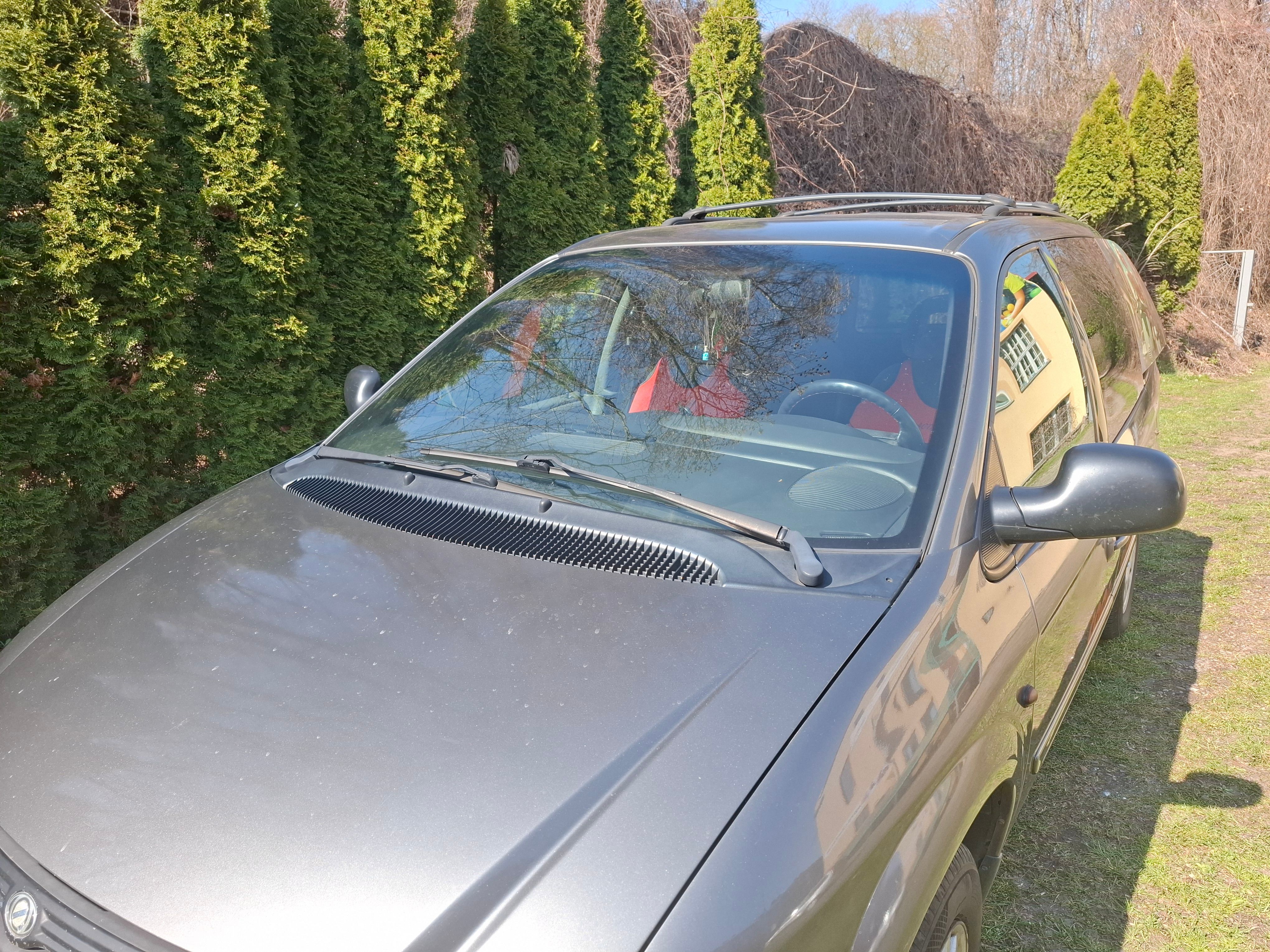 Chrysler Voyager, 2,8 - fotka 4