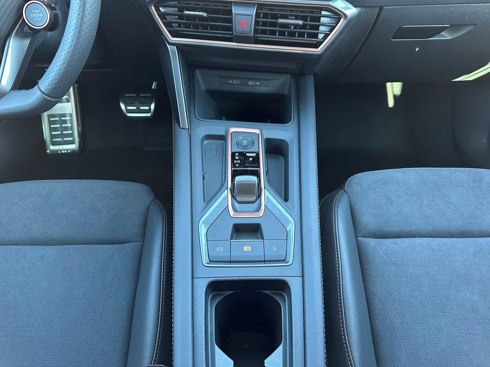 Cupra Leon, LEON Sportstourer 2.0 TSI VZ 4 - fotka 6