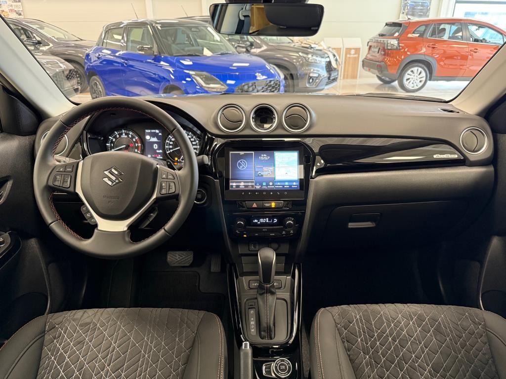 Suzuki Vitara, EL.PAN 1,4 A/T 4x4 BE 10/26 - fotka 5
