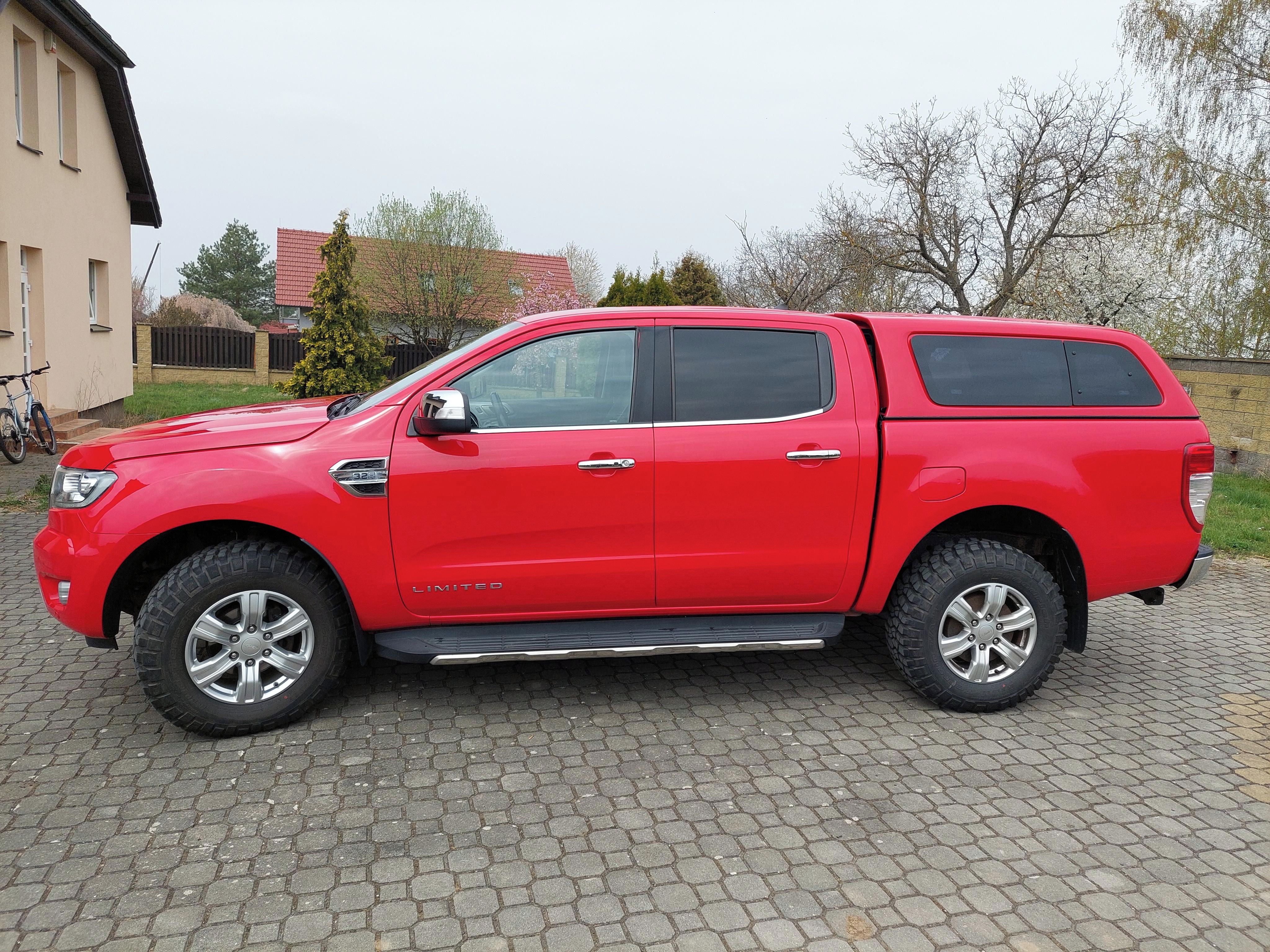 Ford Ranger, 3,2 TDCi, 4x4 A/T Limited ČR - fotka 3