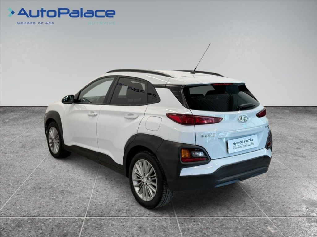 Hyundai Kona, 1,6 T-GDI COMFORT 4X4 AT - fotka 6