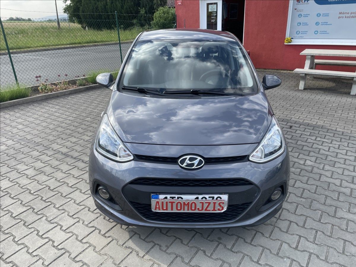 Hyundai i10, 1,0 i ČR 48 KW KLIMA 55003 KM - fotka 3